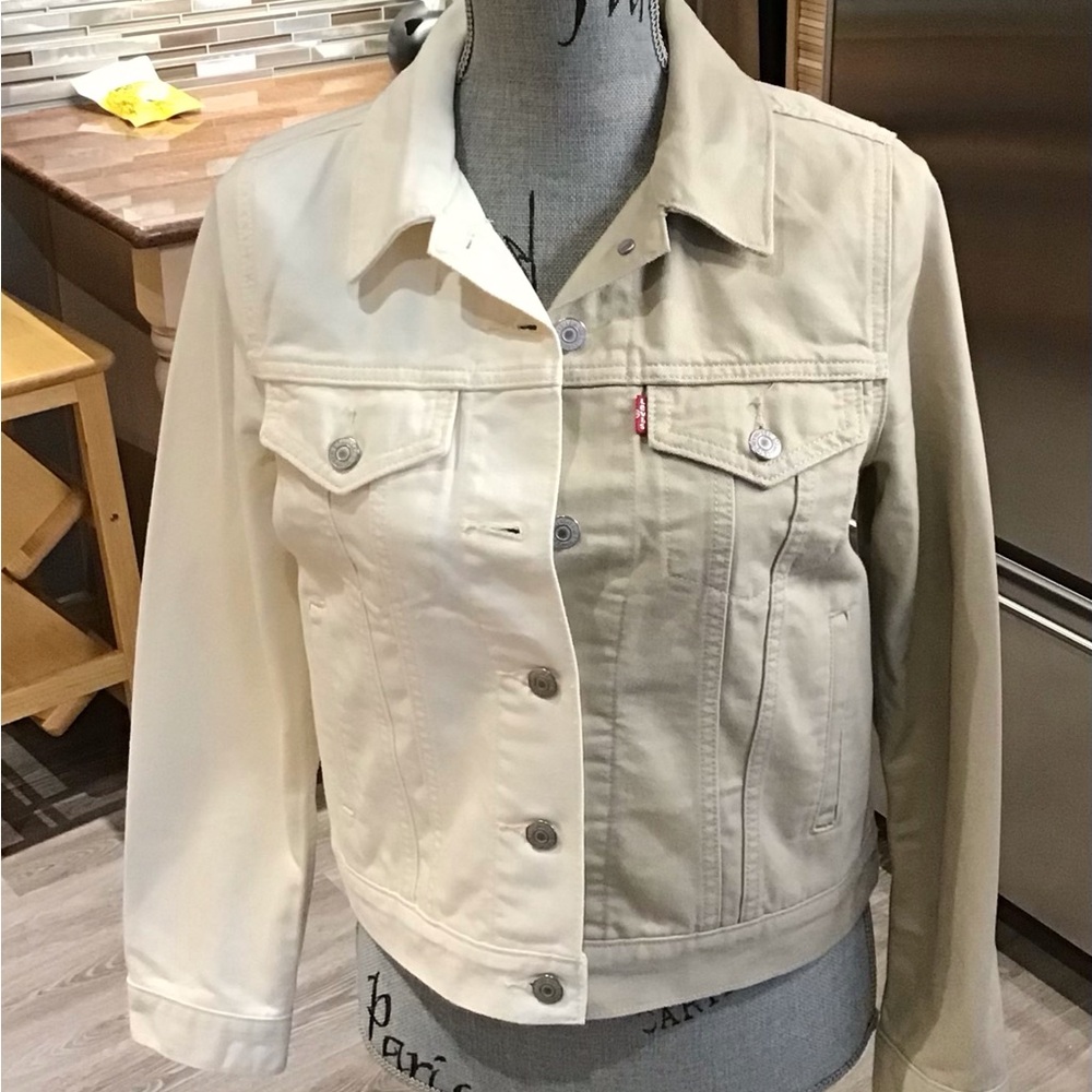 Levi's Women's Beige Denim Jacket